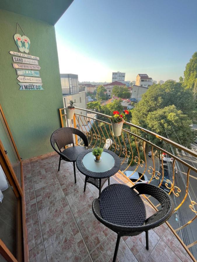 Eee Apart Boutique Constanta Exterior photo