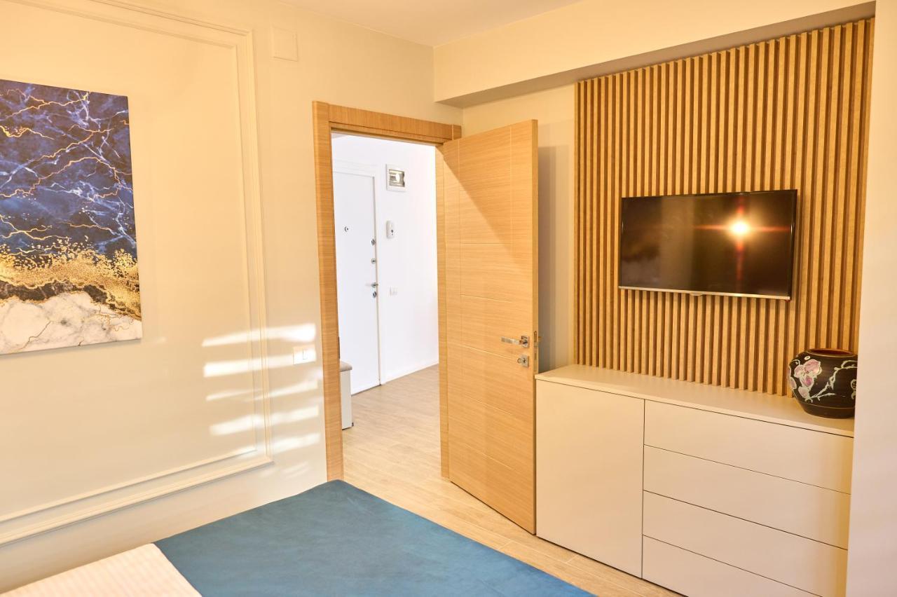 Eee Apart Boutique Constanta Exterior photo